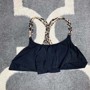 Victoria’s Secret Pink XS flounce bikini top